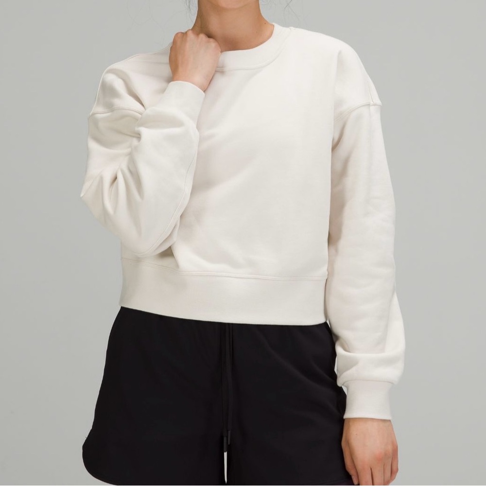 Softstreme Perfectly Oversized
Cropped Crew